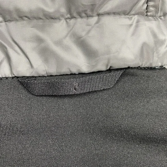 Peak Performance Alum Vest Mens Size XXL Grey Black Hybrid Hooded Puffer Running - Picture 11 of 14